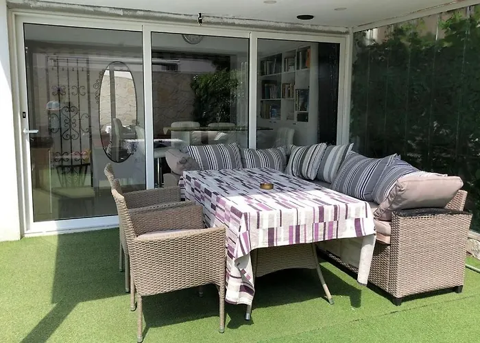 Сasa de vacaciones Seaside Family Friendly House With A Swimming Pool - 25216 Rogoznica (Sibenik-Knin)